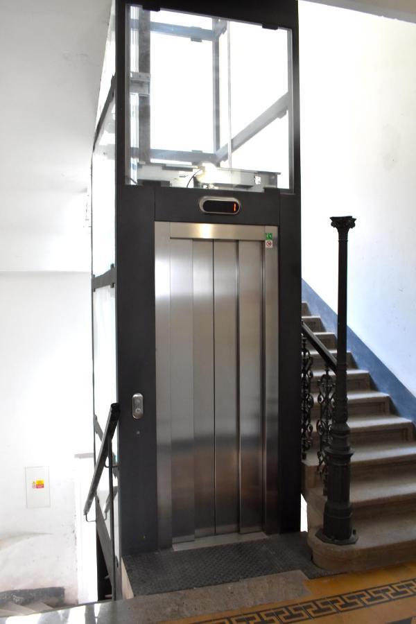 New Central Rooftop With Private Wellness, Sauna & Whirlpool Bath Praga Zewnętrze zdjęcie